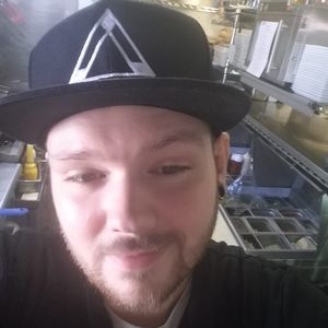 Meet your Posher, Travis